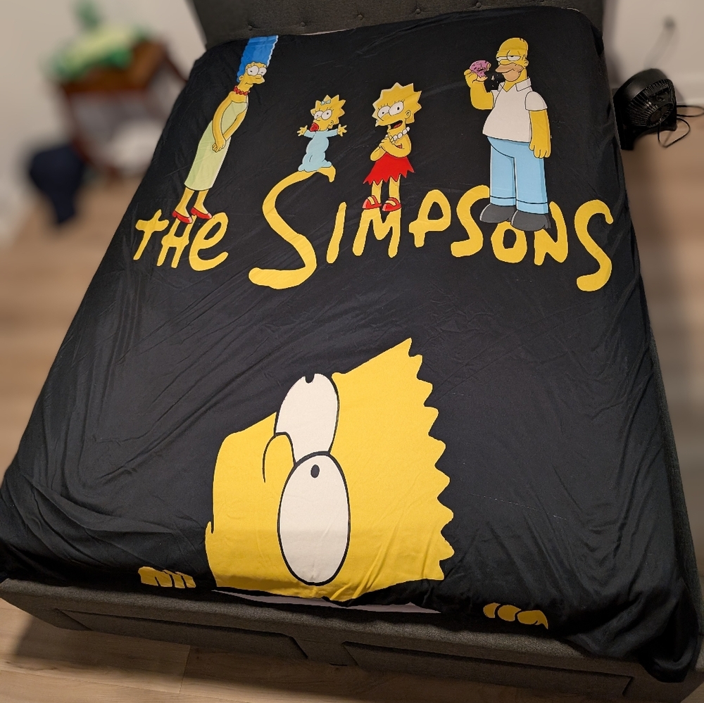 The Simpsons Black Bedding Set